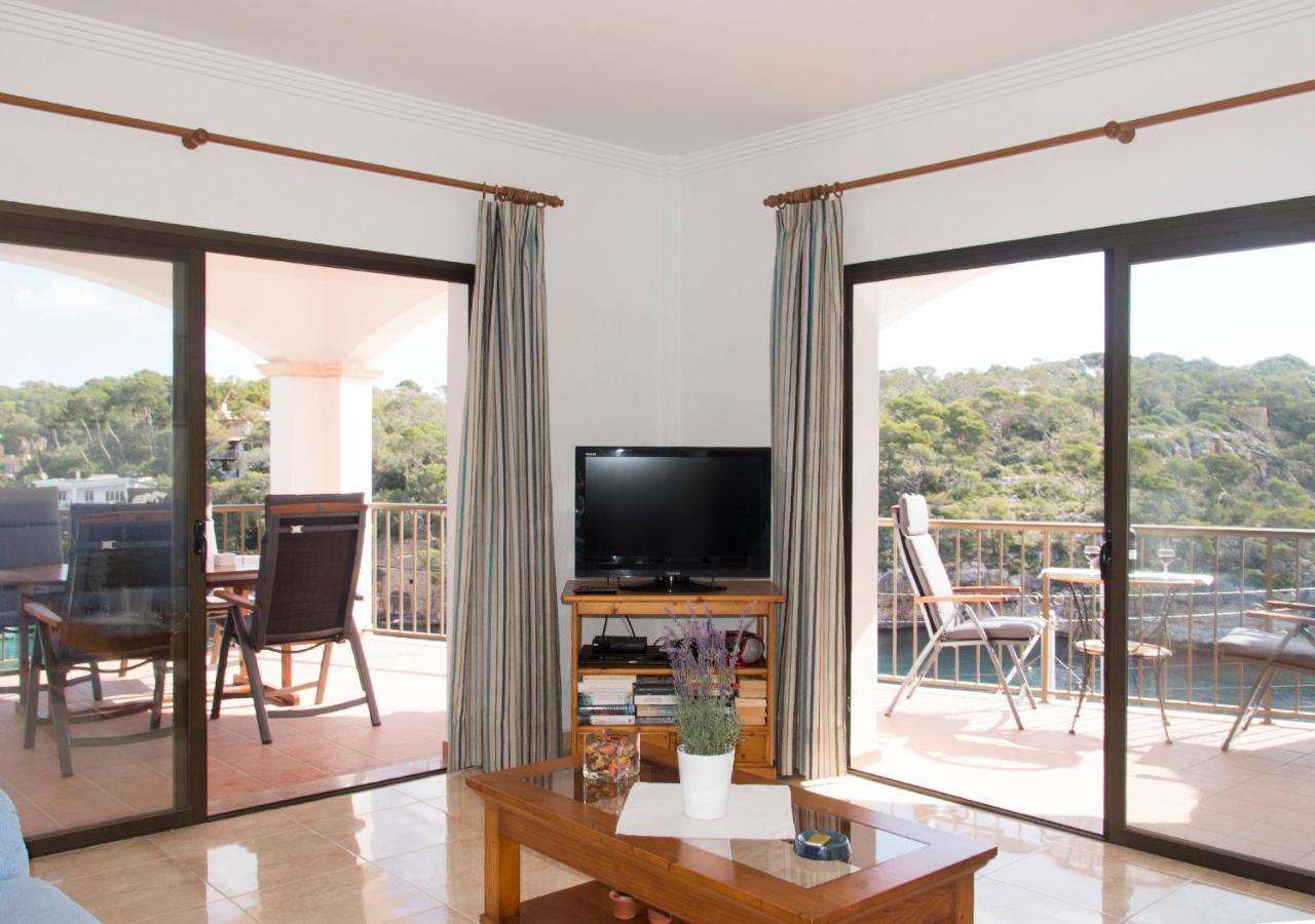 Apartamentos Vista Al Puerto Cala Figuera  Eksteriør bilde