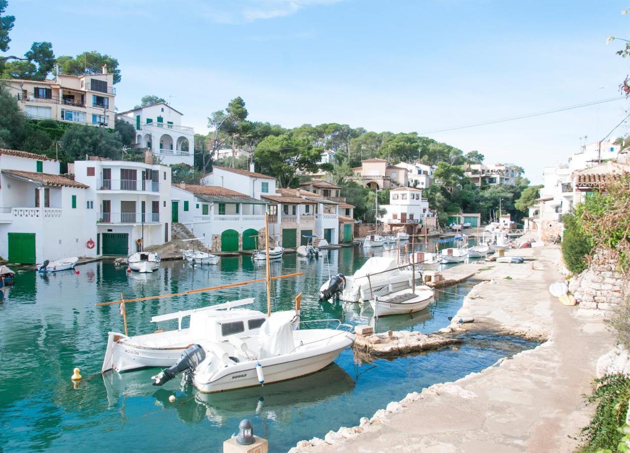 Apartamentos Vista Al Puerto Cala Figuera  Eksteriør bilde