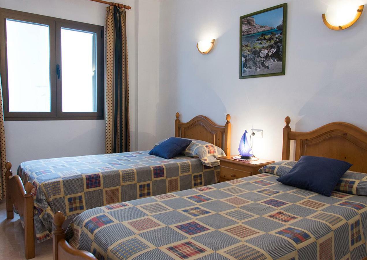 Apartamentos Vista Al Puerto Cala Figuera  Eksteriør bilde